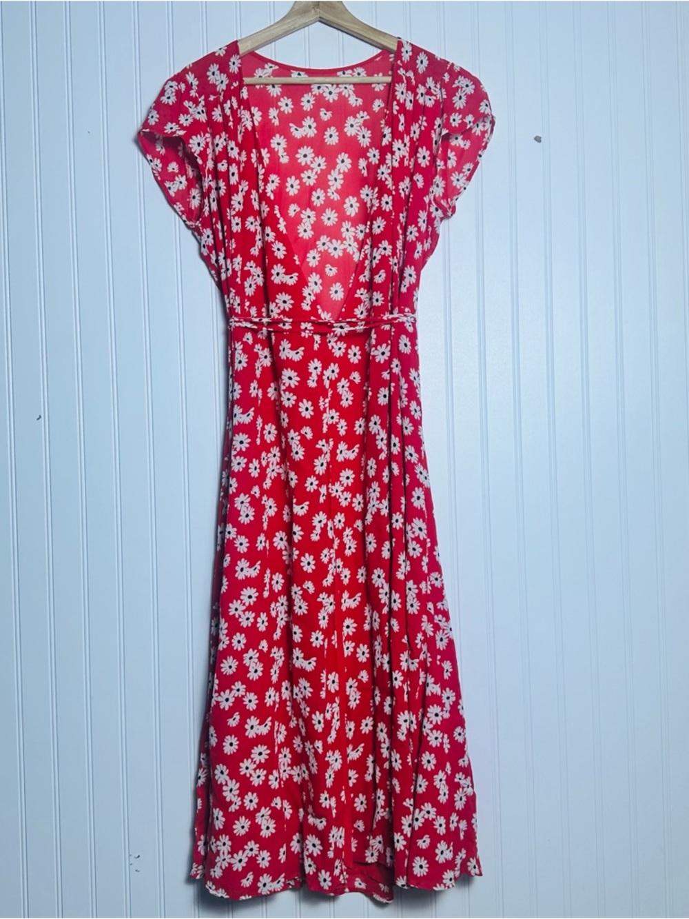 Reformation Red Oopsie Daisy Floral Carina Georgette Wrap Midi Dress Size L - Picture 2 of 13